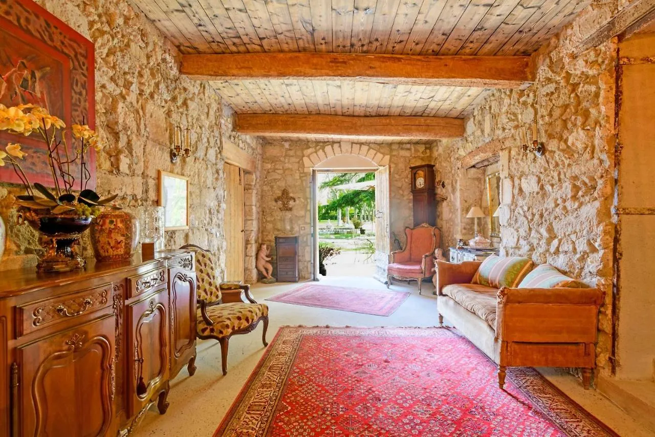 Bastide De Bellegarde Bed & Breakfast Avignon