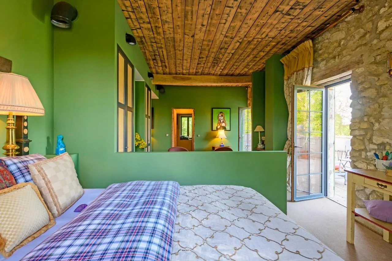 Bastide De Bellegarde Bed & Breakfast Avignon 2*,