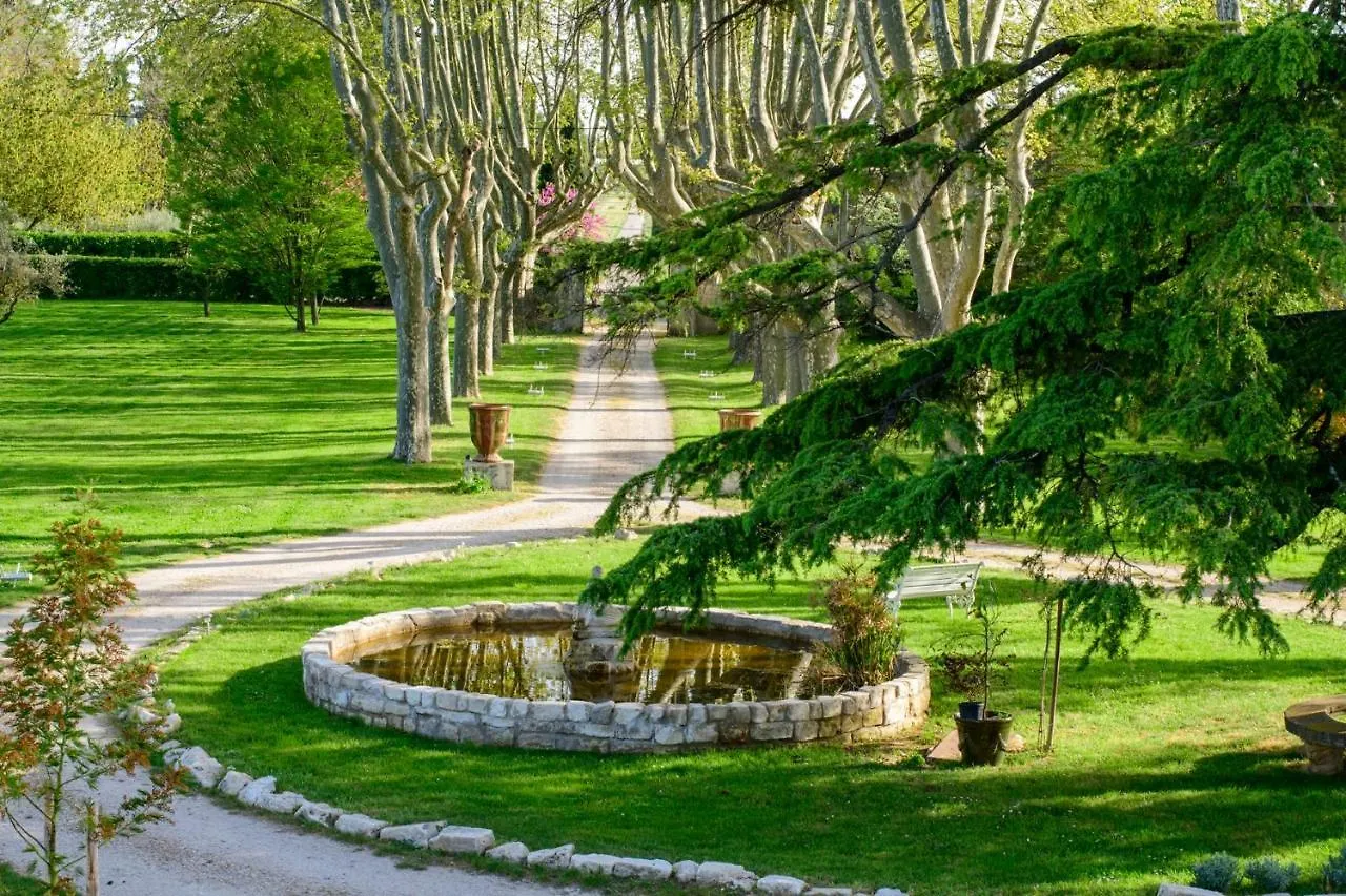 Bastide De Bellegarde Bed & Breakfast Avignon 2*,  France