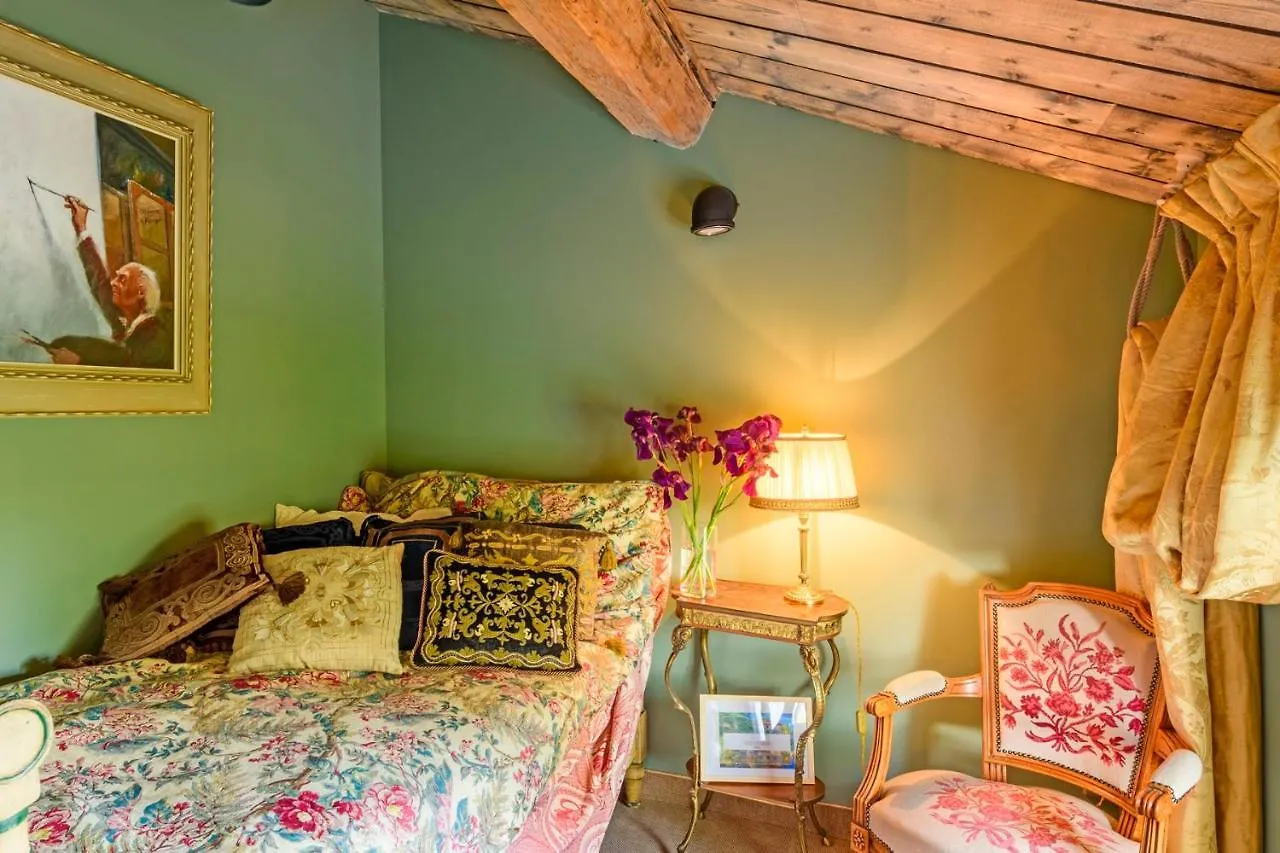 Bastide De Bellegarde Bed & Breakfast Avignon
